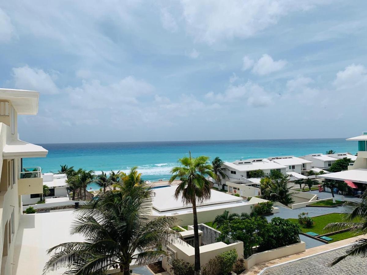 Brisas Beachfront Studios In Hotel Zone Cancún Buitenkant foto