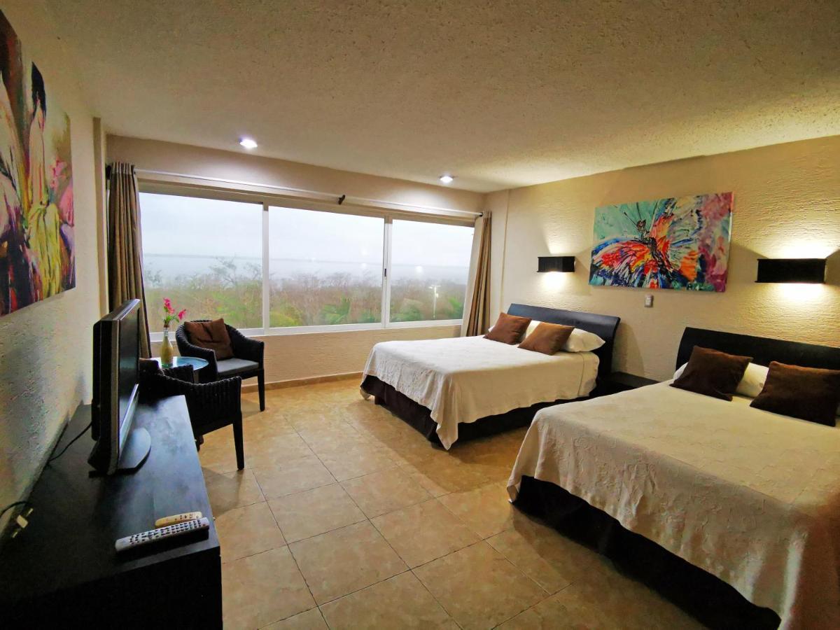 Brisas Beachfront Studios In Hotel Zone Cancún Buitenkant foto
