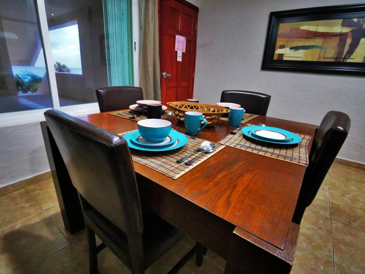 Brisas Beachfront Studios In Hotel Zone Cancún Buitenkant foto